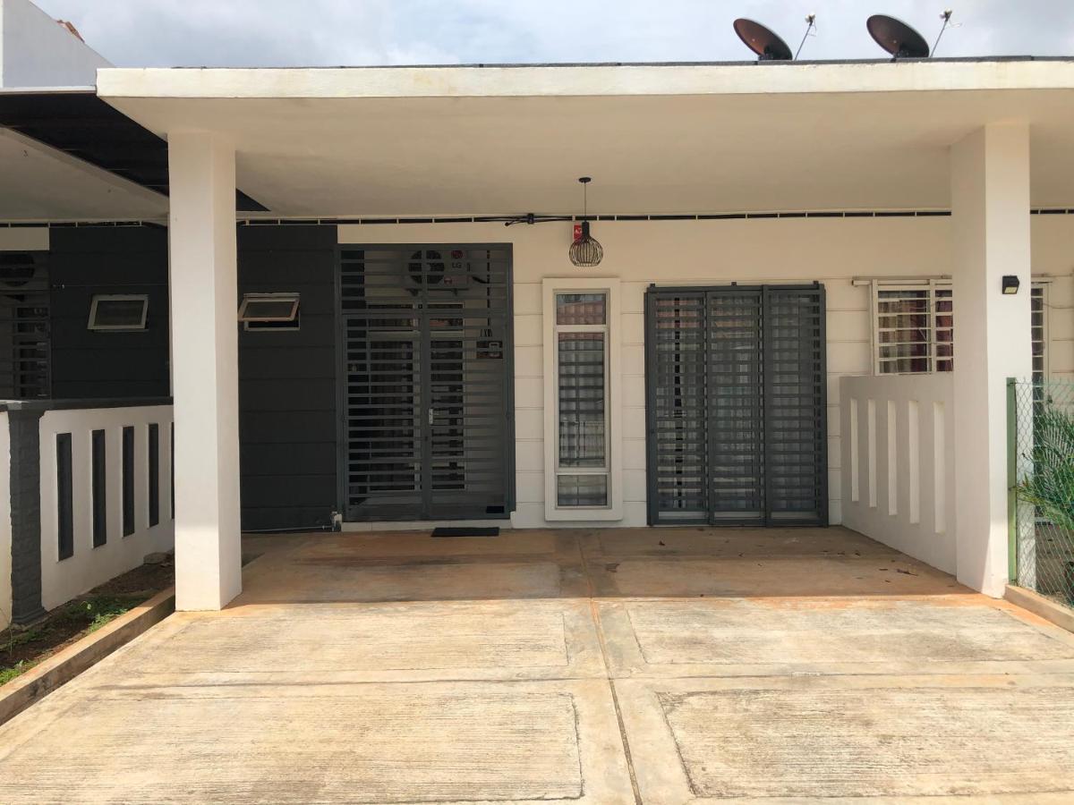 Evergreen 1 Homestay Kuantan Exterior foto