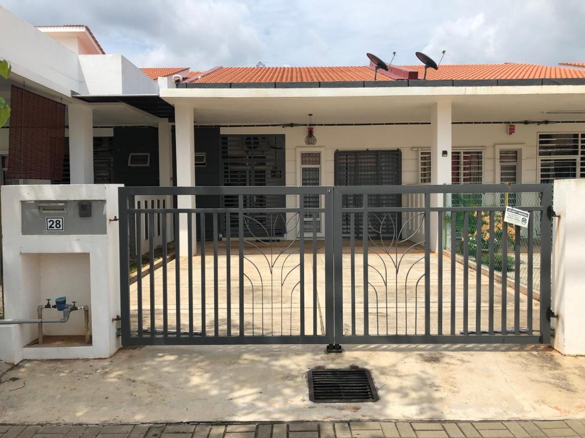 Evergreen 1 Homestay Kuantan Exterior foto